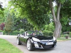 Cabrio am Volksfestplatz